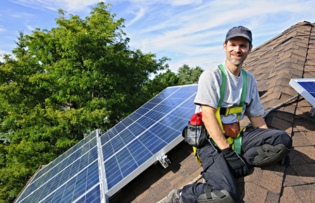 Save Money This Summer With a Solar Power Solution
