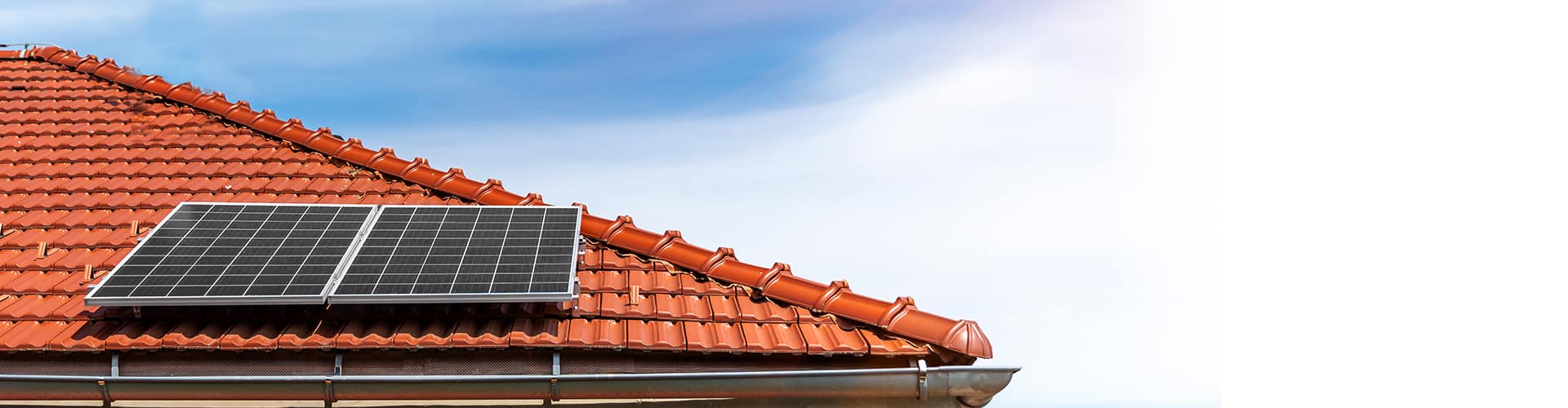 Which Direction Does Your Roof Face? Find Out If Installing Tilted Solar Panels is Worth It 